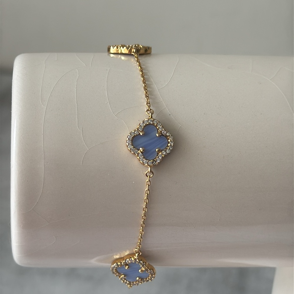 Rachel Zoe Gold Plated 925 Ster Silver Bracelet Pave 3 Blue Clover
